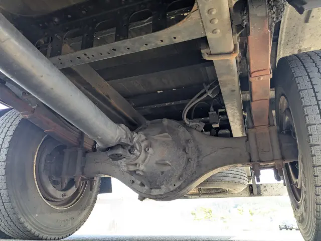 いすゞ フォワード TKG-FRR90S2(2WD)の写真21