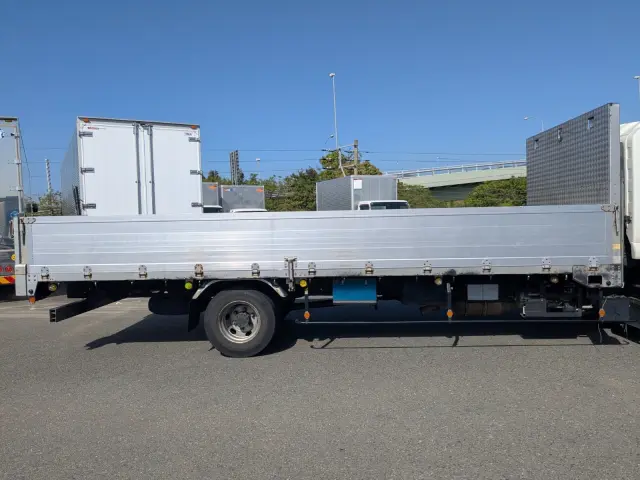 いすゞ フォワード TKG-FRR90S2(2WD)の写真23