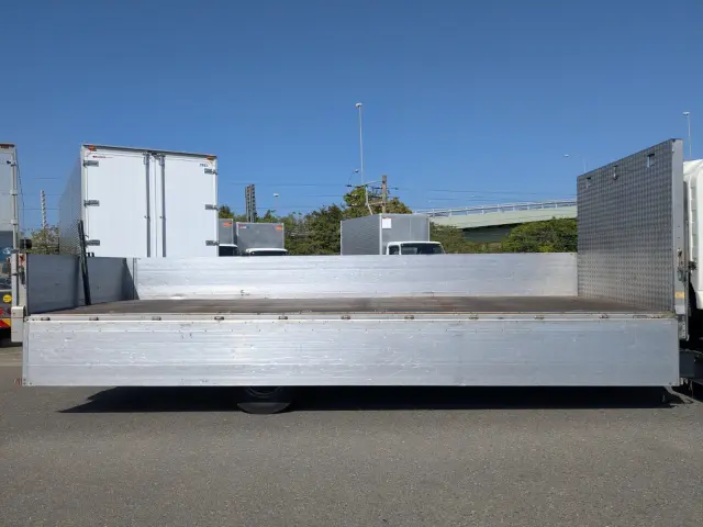 いすゞ フォワード TKG-FRR90S2(2WD)の写真24