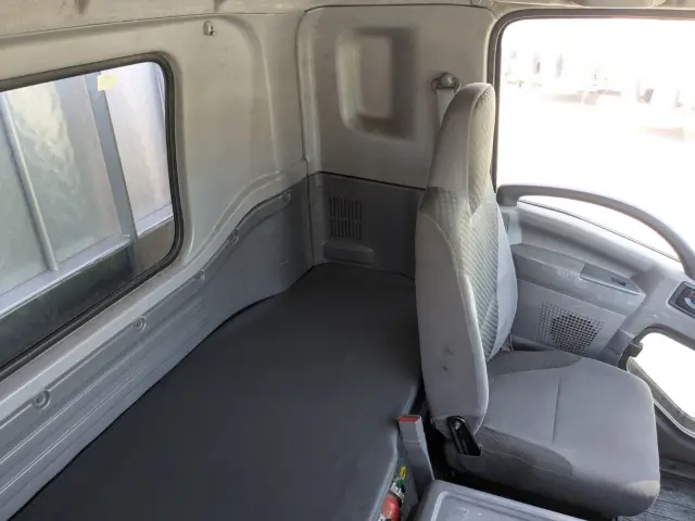 いすゞ フォワード TKG-FRR90S2(2WD)の写真27