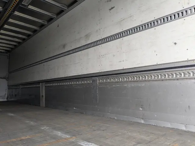 ＵＤ クオン QKG-CG5ZA(8x4)の写真11