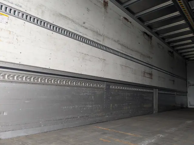 ＵＤ クオン QKG-CG5ZA(8x4)の写真12