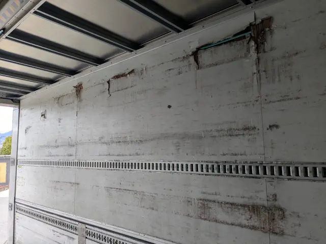 ＵＤ クオン QKG-CG5ZA(8x4)の写真19