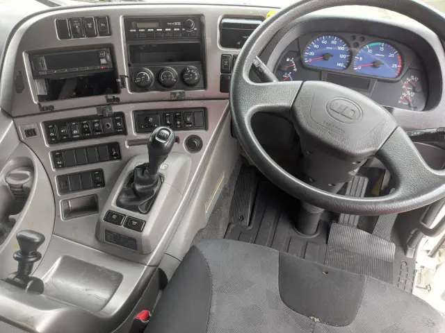 ＵＤ クオン QKG-CG5ZA(8x4)の写真28