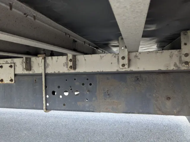 いすゞ フォワード TKG-FRR90T2(2WD)の写真10