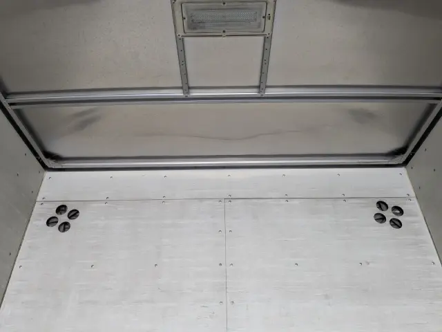 いすゞ フォワード TKG-FRR90T2(2WD)の写真23