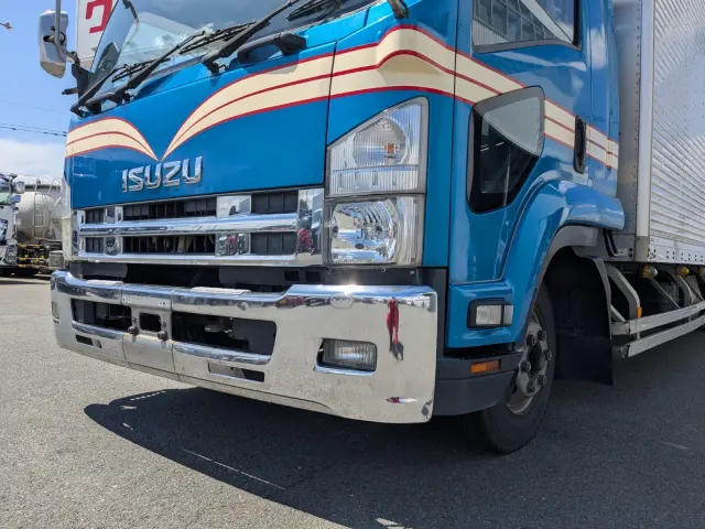 いすゞ フォワード TKG-FRR90T2(2WD)の写真26