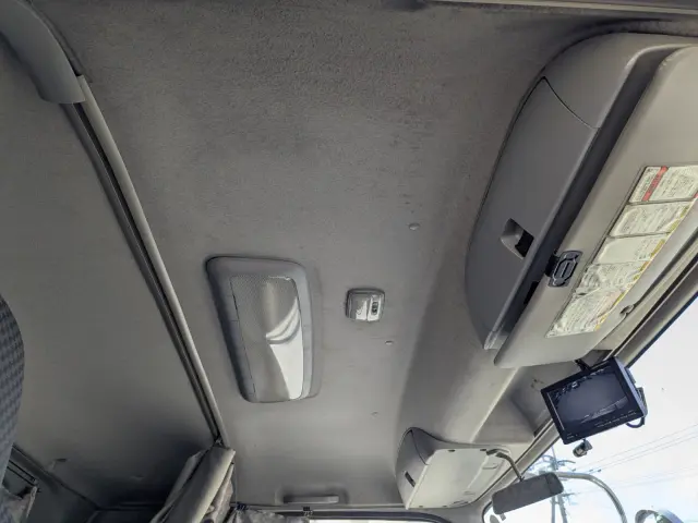 いすゞ フォワード TKG-FRR90T2(2WD)の写真31