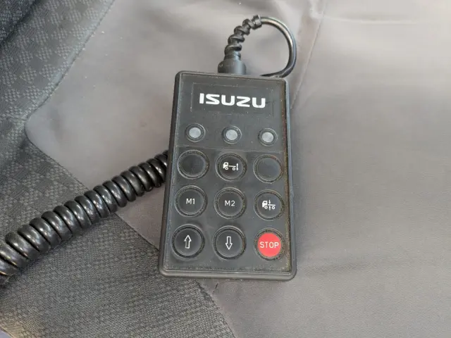 いすゞ フォワード TKG-FRR90T2(2WD)の写真34