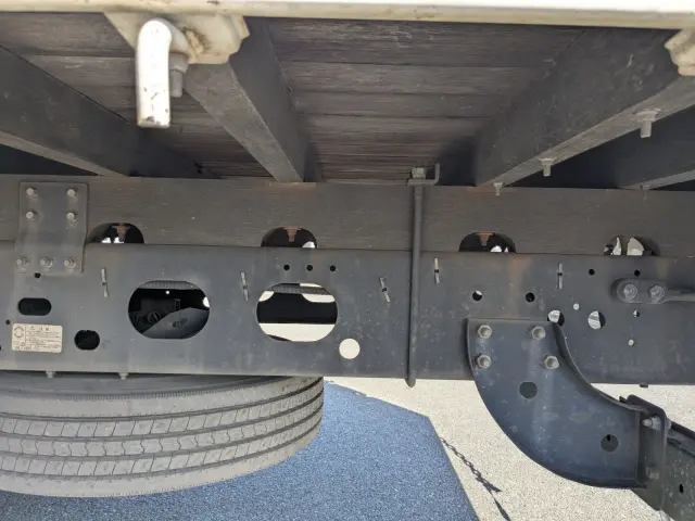 いすゞ フォワード TKG-FRR90S1(2WD)の写真9