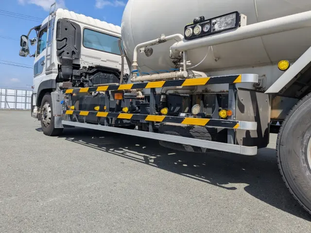 ＵＤ クオン QKG-CD5ZL(6x2)の写真12