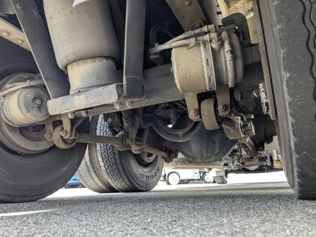 ＵＤ クオン QKG-CD5ZL(6x2)の写真13