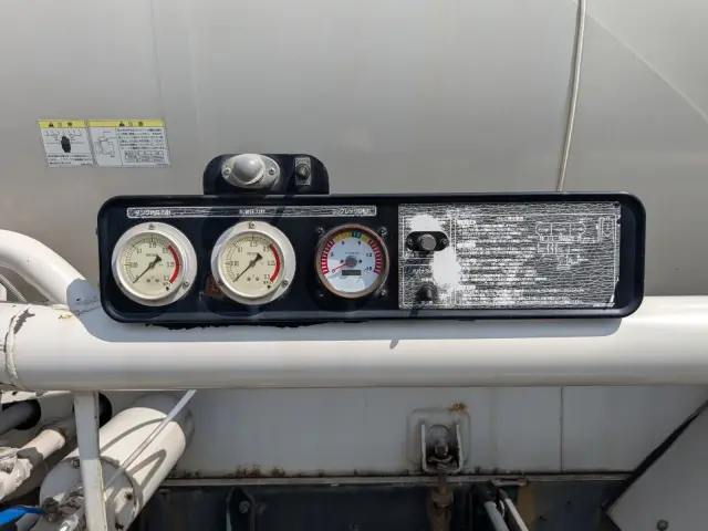 ＵＤ クオン QKG-CD5ZL(6x2)の写真16