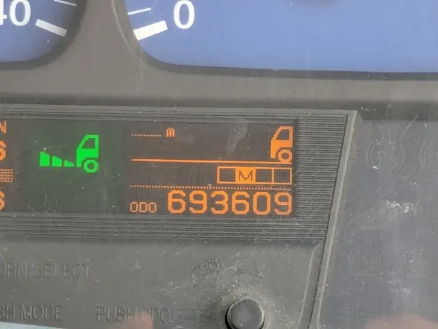 ＵＤ クオン QKG-CD5ZL(6x2)の写真37