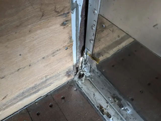 いすゞ フォワード TKG-FRR90T2(2WD)の写真18