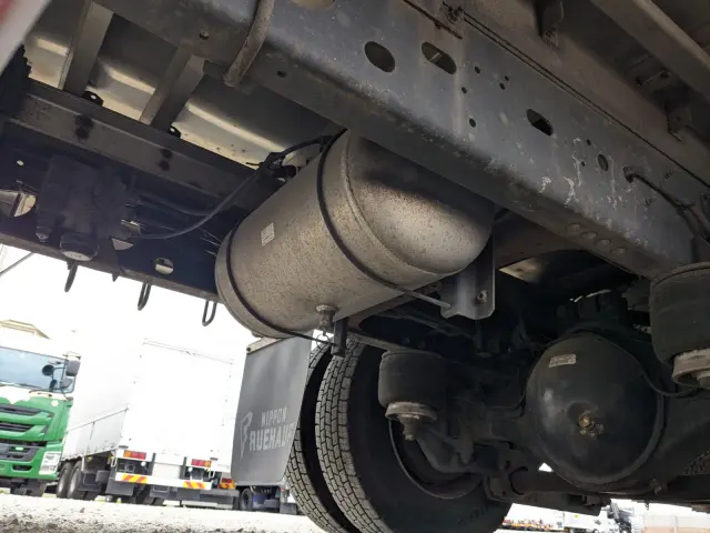 いすゞ フォワード TKG-FRR90T2(2WD)の写真32