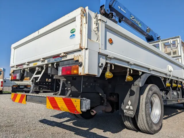 三菱 キャンター TKG-FEA50(2WD)の写真6