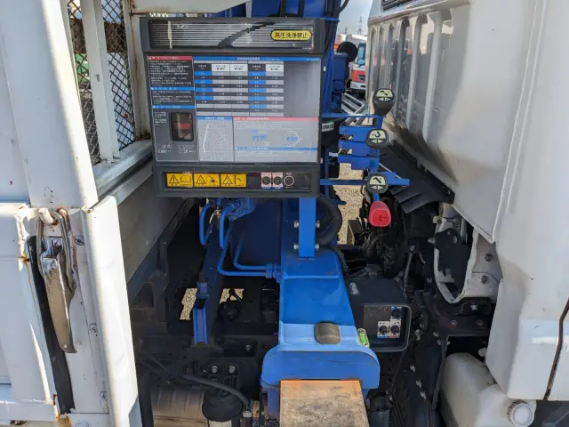 三菱 キャンター TKG-FEA50(2WD)の写真35