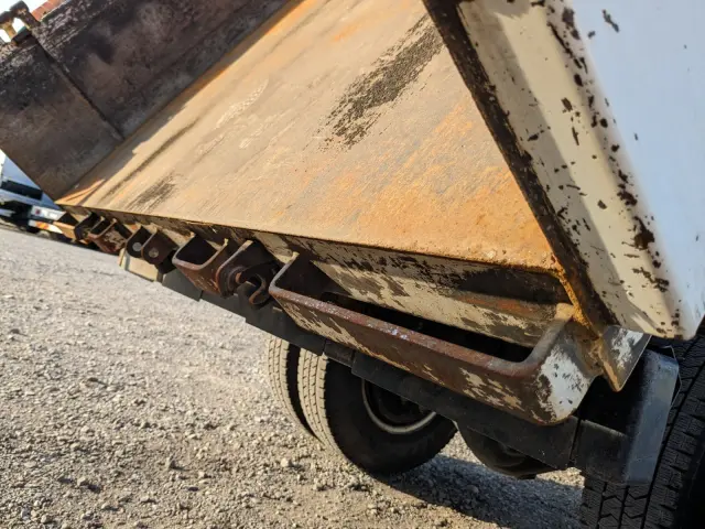 いすゞ エルフ TPG-NKR85AD(2WD)の写真10