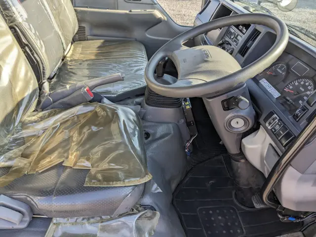 いすゞ エルフ TPG-NKR85AD(2WD)の写真27