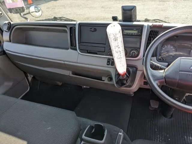 三菱 キャンター 2RG-FEB50(2WD)の写真24
