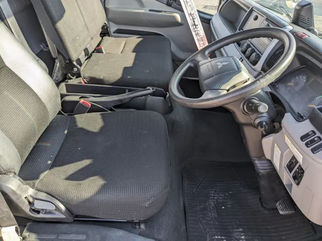 三菱 キャンター 2RG-FEB50(2WD)の写真33