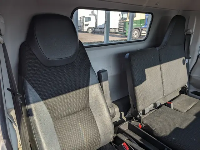 三菱 キャンター 2RG-FEB50(2WD)の写真35