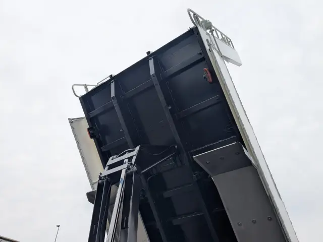 三菱 スーパーグレート 2PG-FV80HX(6x4)の写真15