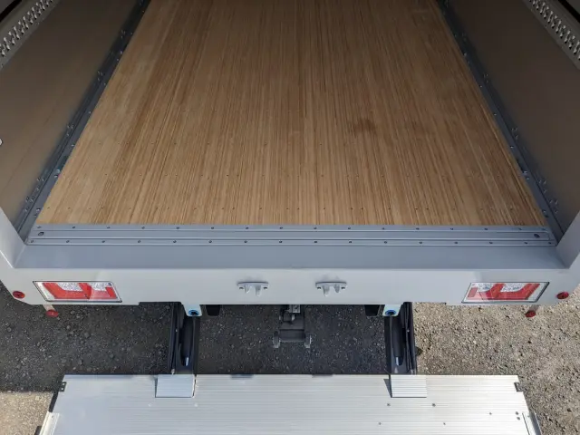 ＵＤ コンドル 2RG-BRR90T4(2WD)の写真11