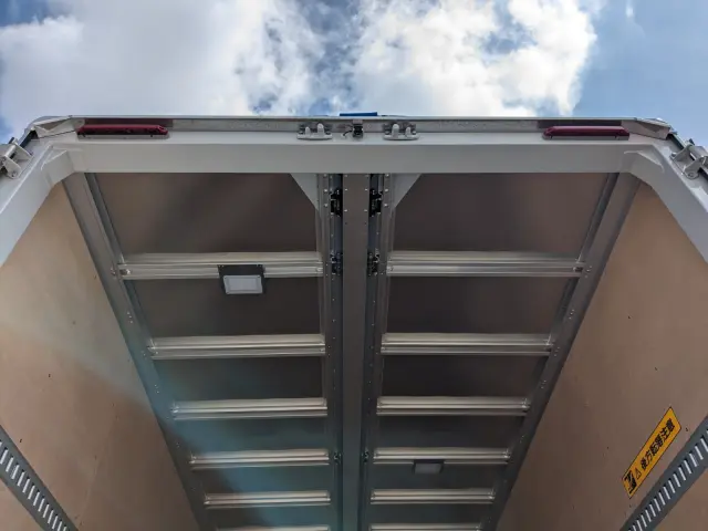 ＵＤ コンドル 2RG-BRR90T4(2WD)の写真12