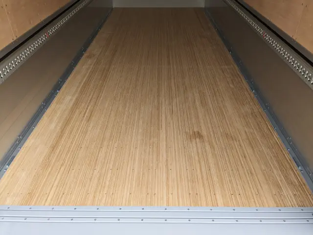 ＵＤ コンドル 2RG-BRR90T4(2WD)の写真13