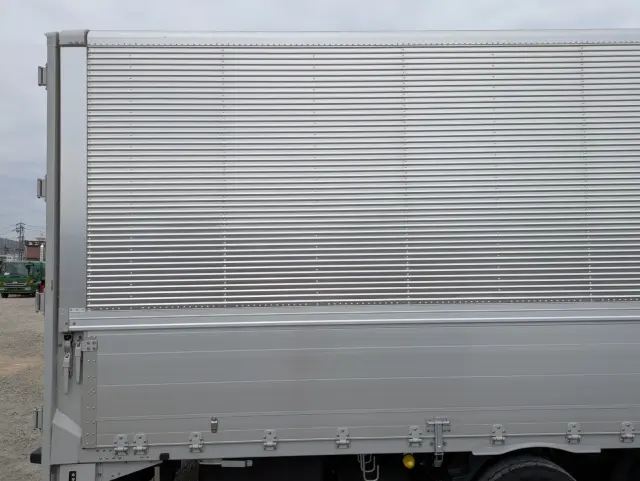 いすゞ ギガ 2PG-CYJ77D(8x4)の写真21