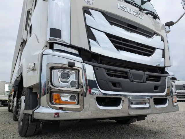 いすゞ ギガ 2PG-CYJ77D(8x4)の写真25