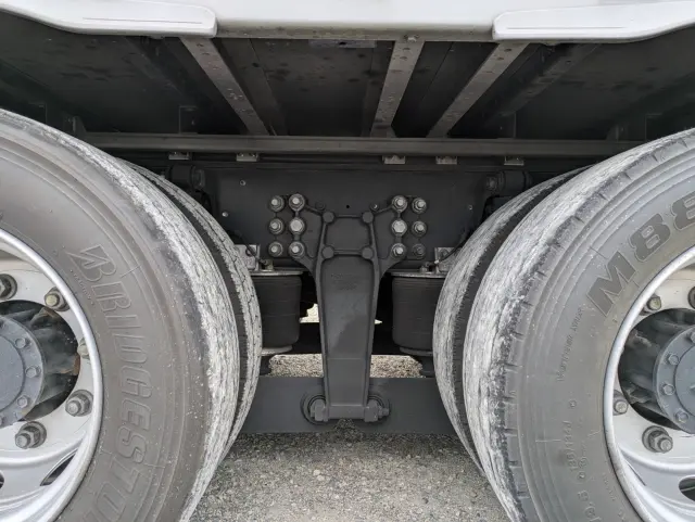 いすゞ ギガ 2PG-CYJ77D(8x4)の写真34