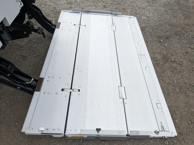 日野 デュトロ 2KG-XZU720M(2WD)の写真9