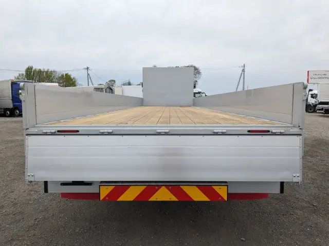 ＵＤ クオン 2PG-CG4FA(8x4)の写真8