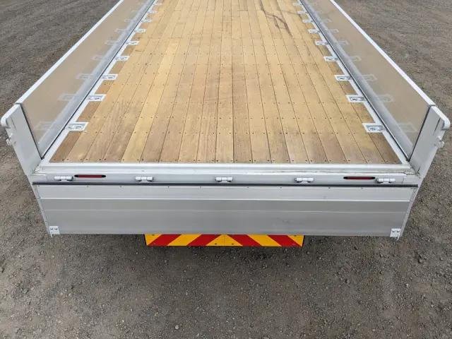 ＵＤ クオン 2PG-CG4FA(8x4)の写真9