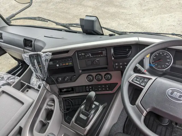 ＵＤ クオン 2PG-CG4FA(8x4)の写真27