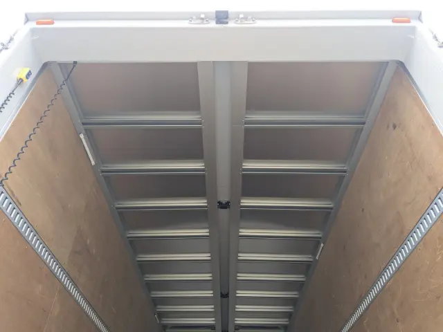 日野 レンジャー 2KG-FD2ABG(2WD)の写真10