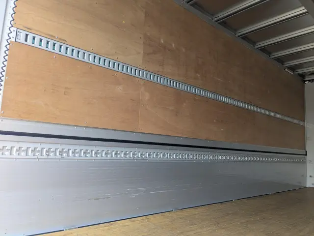 日野 レンジャー 2KG-FD2ABG(2WD)の写真16