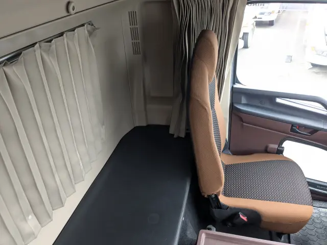 日野 レンジャー 2KG-FD2ABG(2WD)の写真28