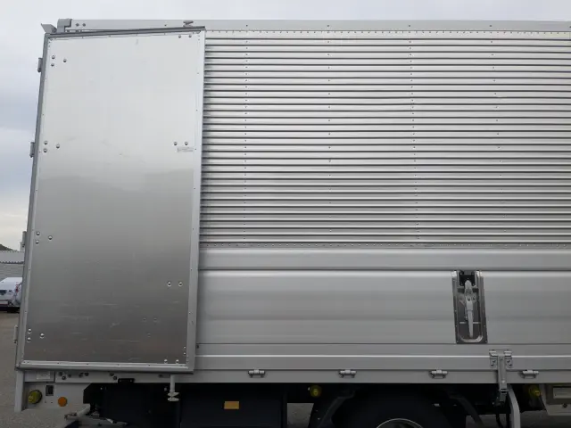 日野 レンジャー 2KG-FD2ABG(2WD)の写真32