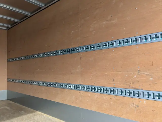 日野 デュトロ 2KG-XZU655M(2WD)の写真13