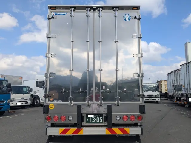 日野 プロフィア 2DG-FR1AHC(6x2)の写真5