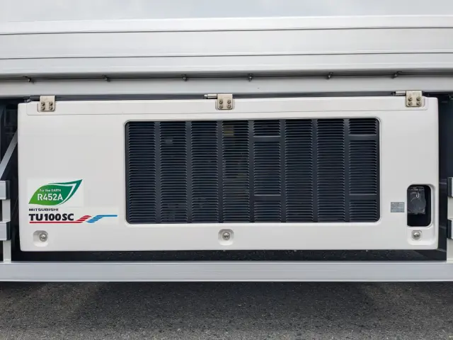 日野 プロフィア 2DG-FR1AHC(6x2)の写真35