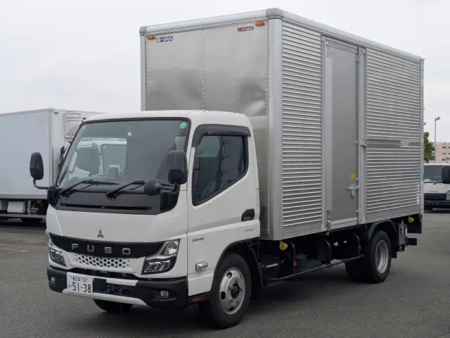 三菱 キャンター 2RG-FEAV0(2WD)の写真1