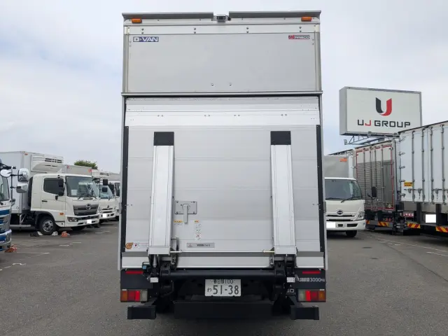 三菱 キャンター 2RG-FEAV0(2WD)の写真5