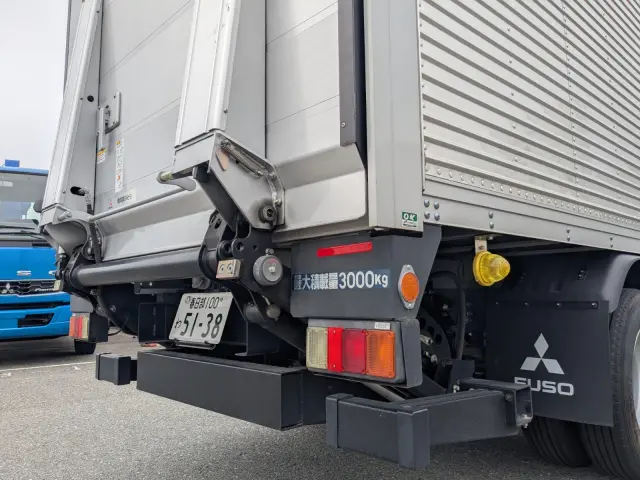 三菱 キャンター 2RG-FEAV0(2WD)の写真7