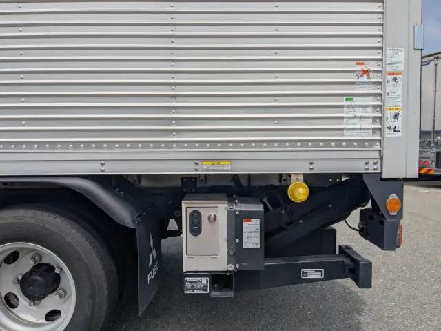 三菱 キャンター 2RG-FEAV0(2WD)の写真21