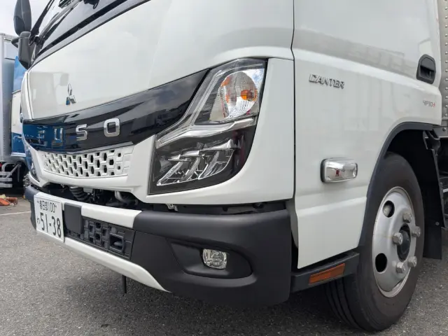 三菱 キャンター 2RG-FEAV0(2WD)の写真25